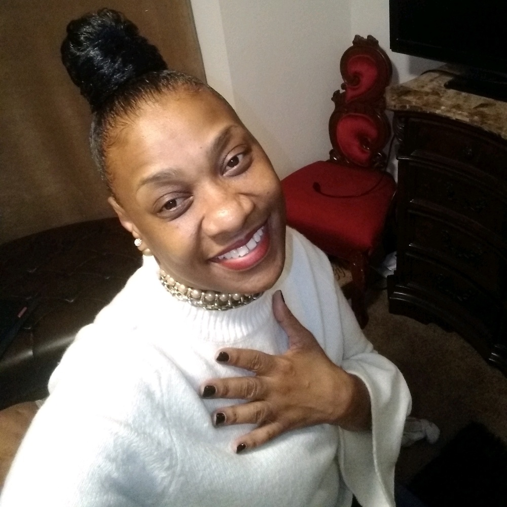 Meet your Posher, Michele